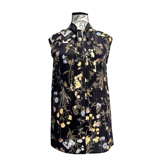 Lafayette 148 New York Tops - LAFAYETTE 148 NY Jem Floral Silk Sleeveless Blouse. Black, Blue, Pink. Small